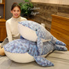 Couleurs Lagon - Jouet Peluche Oreiller Baleine Bleu 3D 50-110cm - grand modele