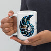 Mug Blanc Brillant 11oz 15oz COULEURS LAGON NAUTILE BENITIER BLEU - Couleurs Lagon