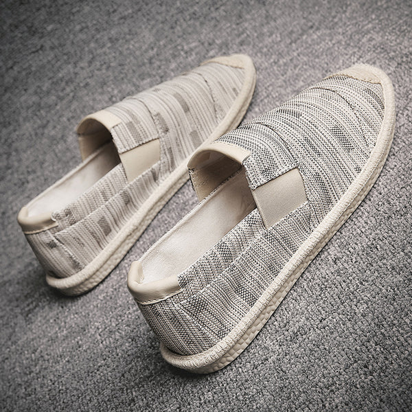 Détail semelle caoutchouc antidérapant espadrille homme – Couleurs Lagon