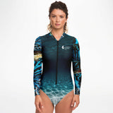 Combinaison surf femme MITI Bénitier Bleu Océan 2 — vue avant — UPF50+ Couleurs Lagon