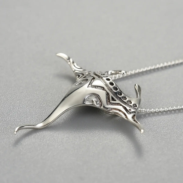 macro argent - Pendentif Raie Manta en Argent Massif Polynésie - Couleurs Lagon