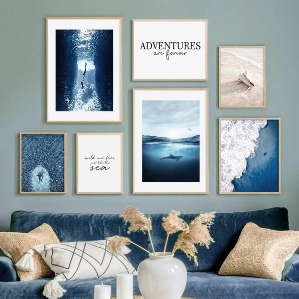 Toile impression d'art bleu océan blanc beige apnée dauphin requin 2