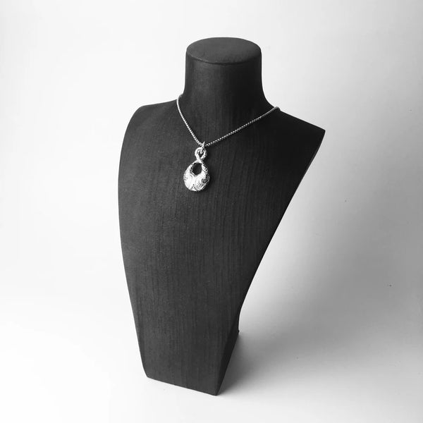 sur buste bijoux - Pendentif Maori ETERNITY en Argent Massif s925 - Couleurs Lagon
