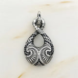 avant sur marbre blanc - Pendentif Maori ETERNITY en Argent Massif s925 - Couleurs Lagon