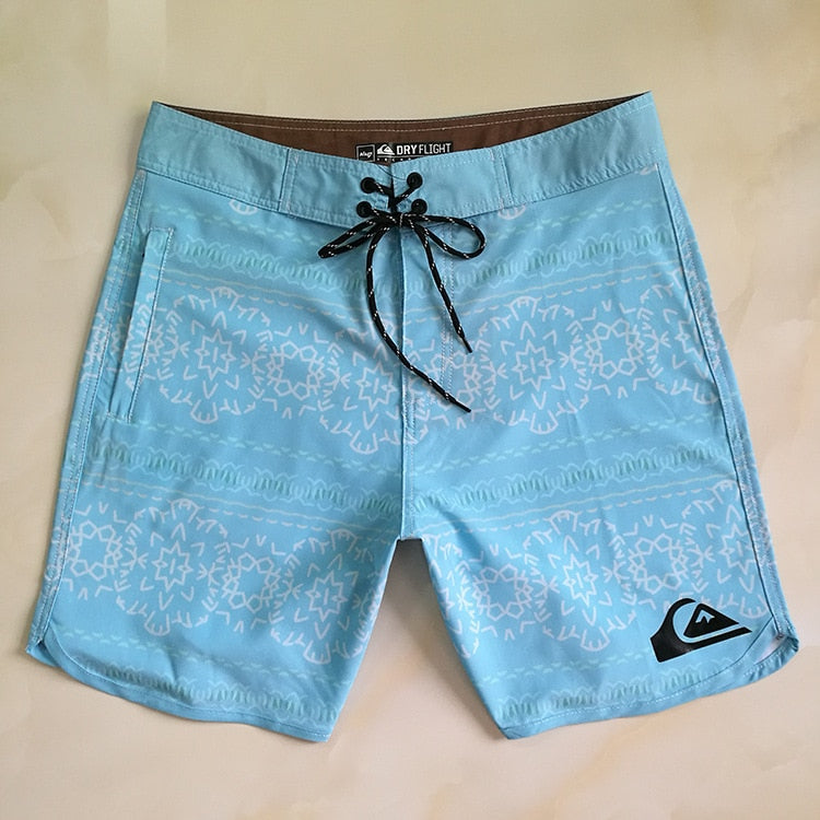 Violet HOMME Short de Bain Mi-Cuisse coupe régulière à Dégradé imprimé Violet HOMME Short de Bain Mi-Cuisse coupe régulière à Dégradé imprimé
