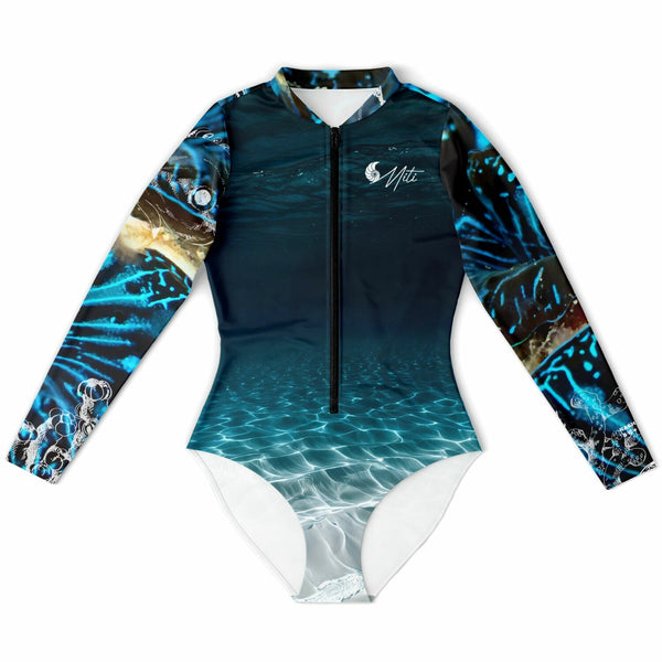 Combinaison surf femme MITI Bénitier Bleu Océan 2 — à plat avant — Couleurs Lagon