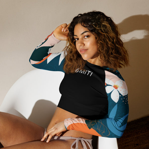avant gauche - Crop Top Lycra Femme Manche Longue Recyclé SPF50 Florale Frangipanier - Couleurs Lagon