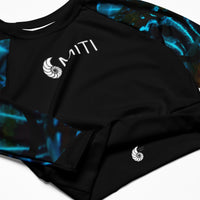 gros plan avant - Crop Top Lycra Femme Manche Longue Recyclé SPF50 Benitier Bleu 2 - Couleurs Lagon