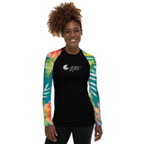 Rashguard femme manches longues hibiscus turquoise — vue avant portée Couleurs Lagon