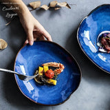 Assiette à salade en céramique BLEU LAGON - Couleurs Lagon - recette crevettes ananas