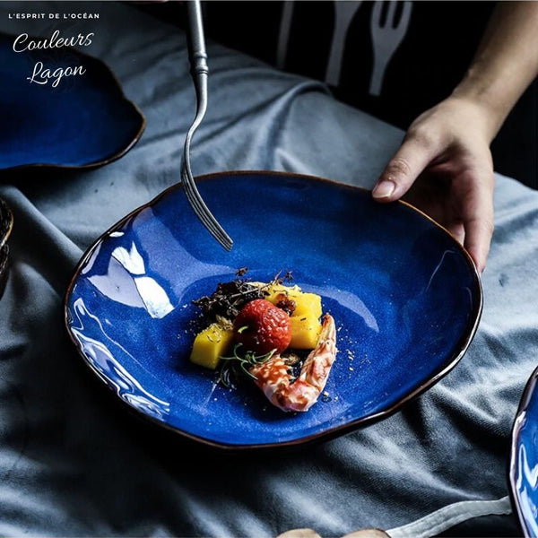 Assiette à salade en céramique BLEU LAGON - Couleurs Lagon - çà donne envie