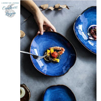 Assiette à salade en céramique BLEU LAGON - Couleurs Lagon - recette ananas plan large