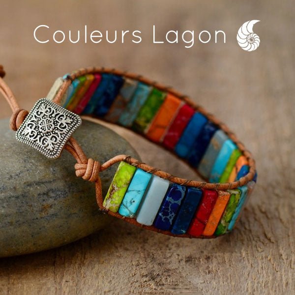 Bracelet Chakra Cuir & Pierres Naturelles Océan - Couleurs Lagon - présentation sur galet
