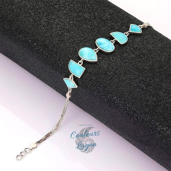sur bord noir détail fermeture et chaine - Bracelet de Charme Argent s925 et Larimar - Couleurs Lagon