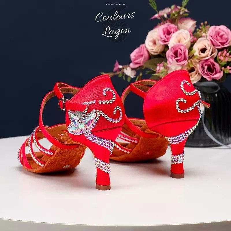 Chaussures de danse latine professionnelles pour femmes avec des