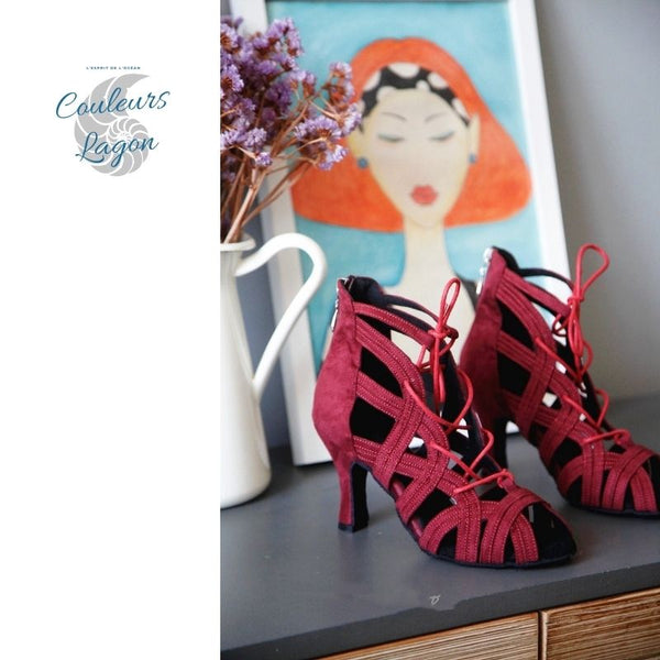 etagère - Chaussures Danse Latine Rouge Flannel T5-10cm - Couleurs Lagon