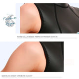gros plan détails finition - Combinaison Neoprene 3mm UPF50+ Sans Manches Zip Dorsal - Couleurs Lagon
