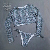 Ensemble Bikini Rashguard Manche Longue LITTLE BLUE FLOWERS - Couleurs Lagon - avant à plat