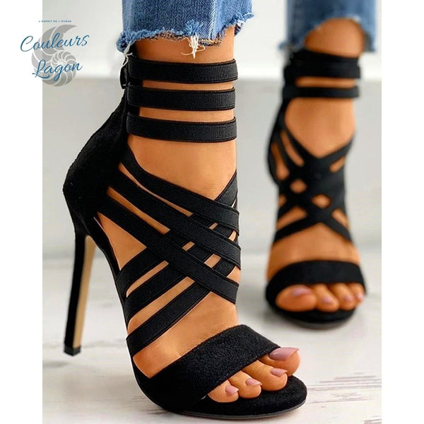 pied droit - Escarpins sexy à talons hauts et bandes élastiques croisées ROMA - Couleurs Lagon