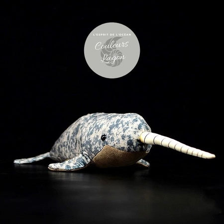 Jouet Peluche Réaliste Narwhal Baleine Licorne 41cm 16in - Couleurs Lagon - avant droit
