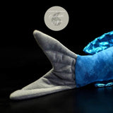 Jouet Peluche Réaliste Poisson-Volant 47cm - Couleurs Lagon - détail queue