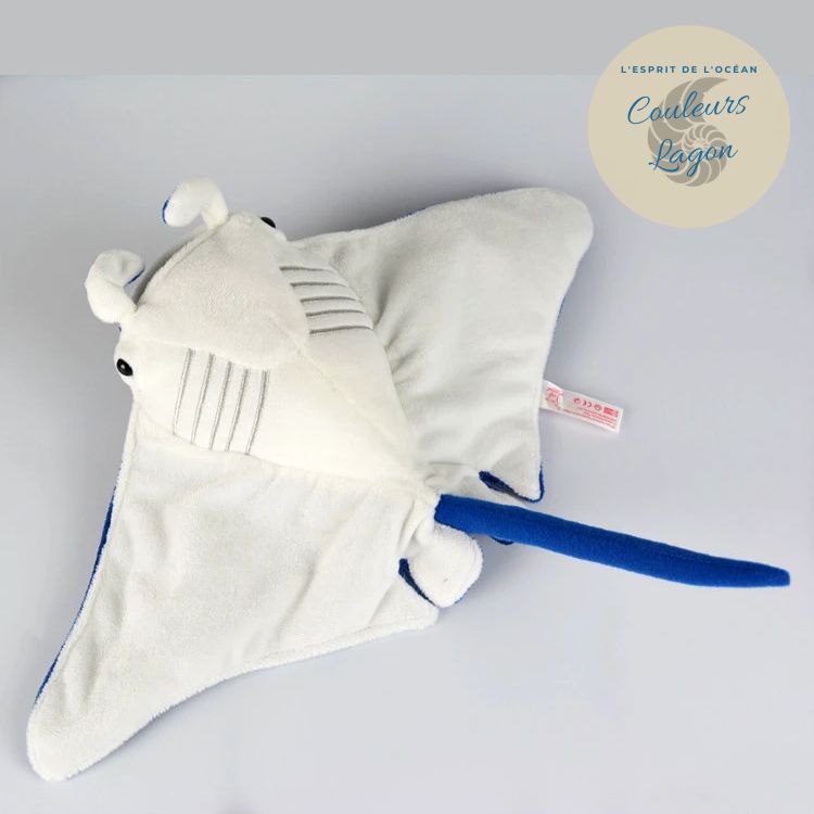 Jouet Peluche Réaliste Raie Manta Bleu 21x42cm - Couleurs Lagon - vue de dessous CE