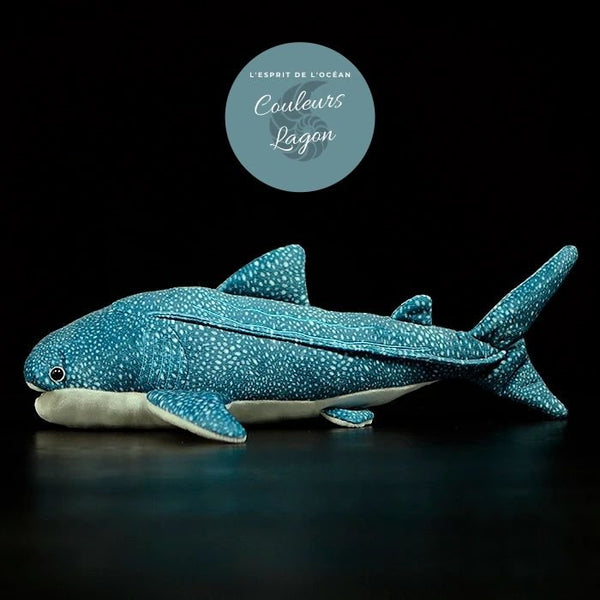 Jouet peluche requin baleine — profil gauche — Couleurs Lagon