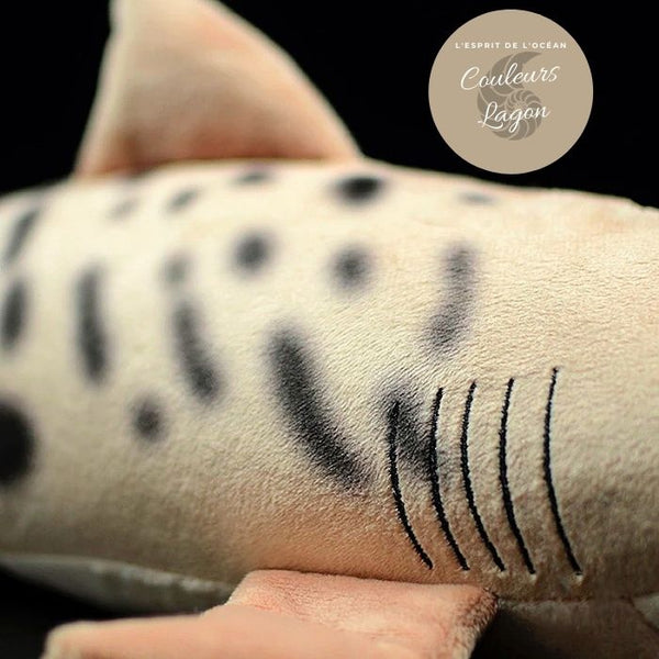 Jouet Peluche Réaliste Requin Tigre 52cm 20.50in - Couleurs Lagon - détail tissu impression haute qté velour