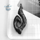 sur bloc plexi - Pendentif Hameçon Maori HEI MATAU en Argent Massif s925 - Couleurs Lagon