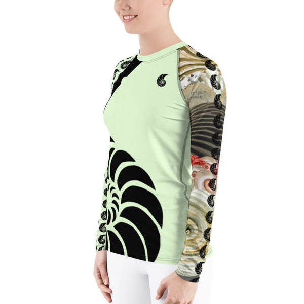 Lycra surf femme UPF50+ manches longues vert pistache — Couleurs Lagon Nouméa